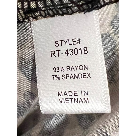 NWT Zenana Leopard Print V-Neck Blouse Tunic Stretchy Short Sleeve Office Boho - Picture 9 of 10